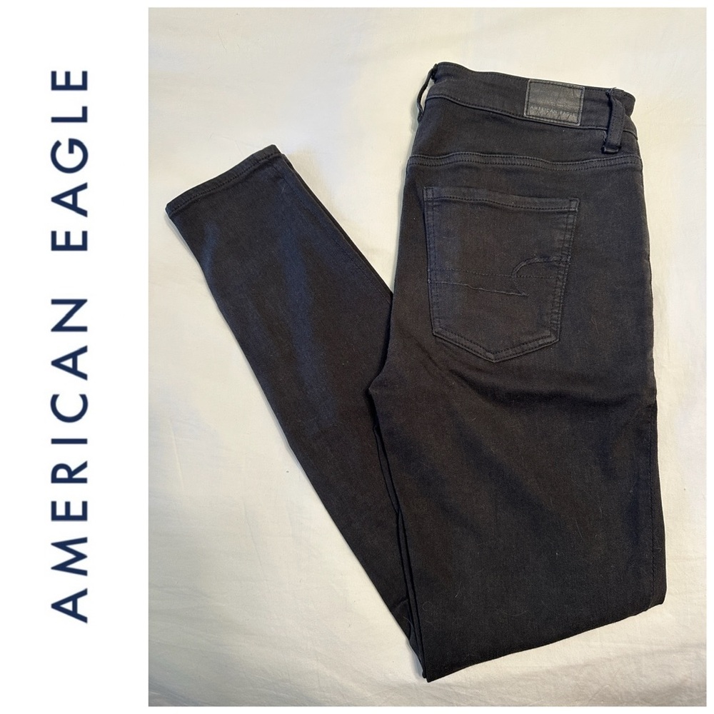 AE Black Distressed Super Hi Rise, Next Level Stretch Jeans, 6 R
